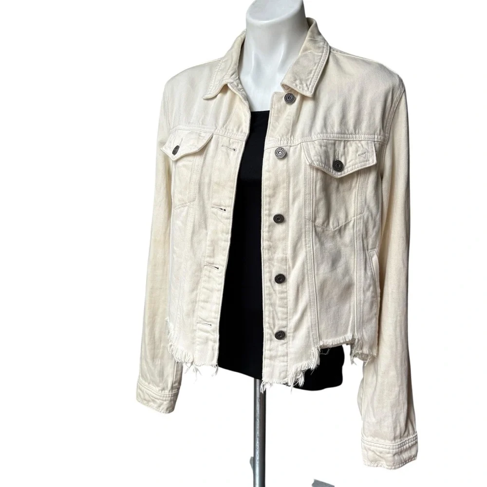 HIDDEN JEANS Rebel Fray Hem Denim Trucker Jacket in Cream, Sz L - Picture 9 of 16